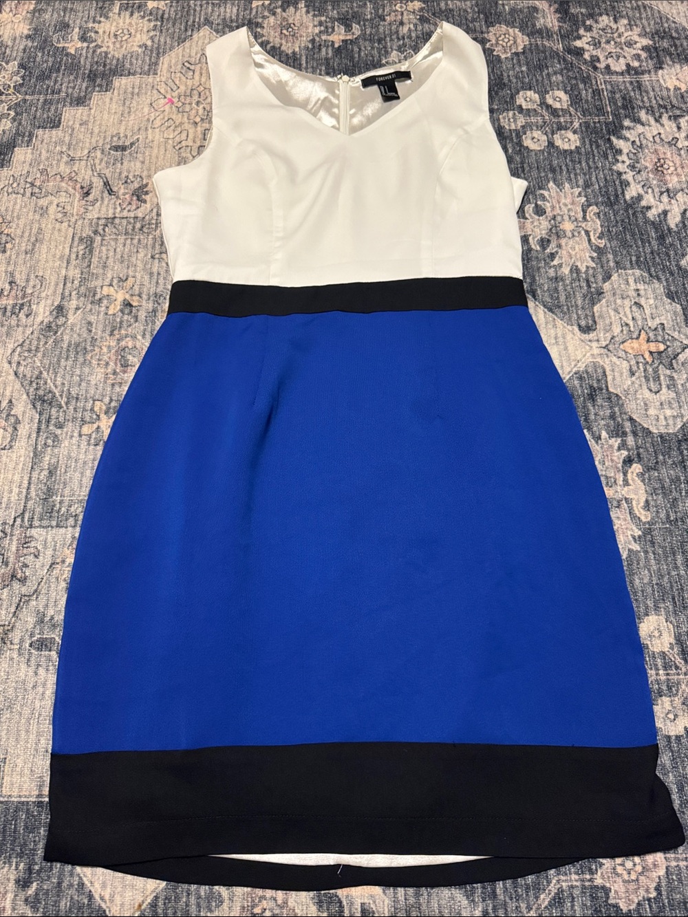 Forever 21 White, Blue & Black Colorblock V-Neck Mini Dress
